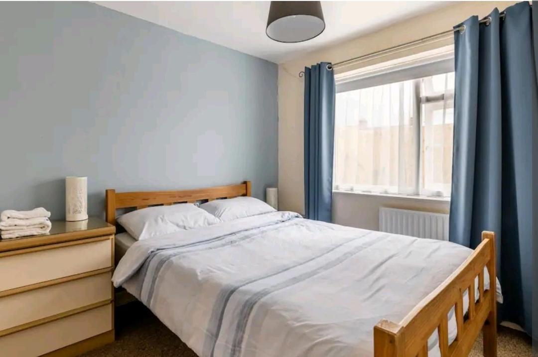 The Hideaway, Family Apartment Close To The Beach. 페인턴 외부 사진