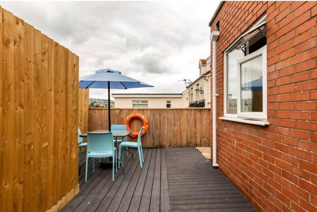 The Hideaway, Family Apartment Close To The Beach. 페인턴 외부 사진